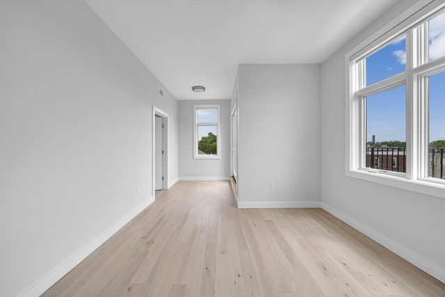1 Loring Street 4, Somerville, MA 02143