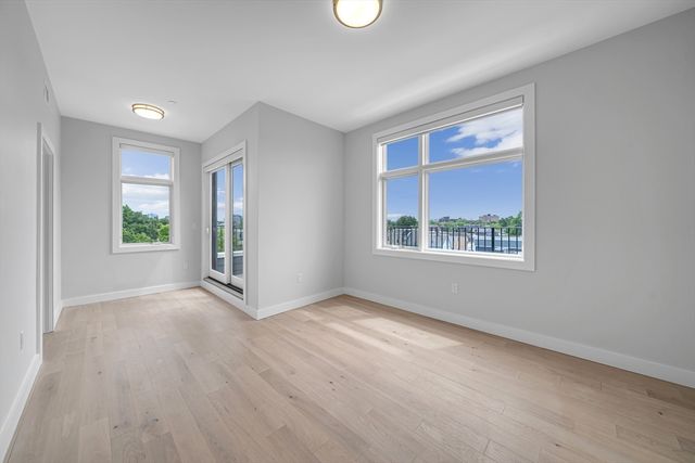 1 Loring Street 4, Somerville, MA 02143