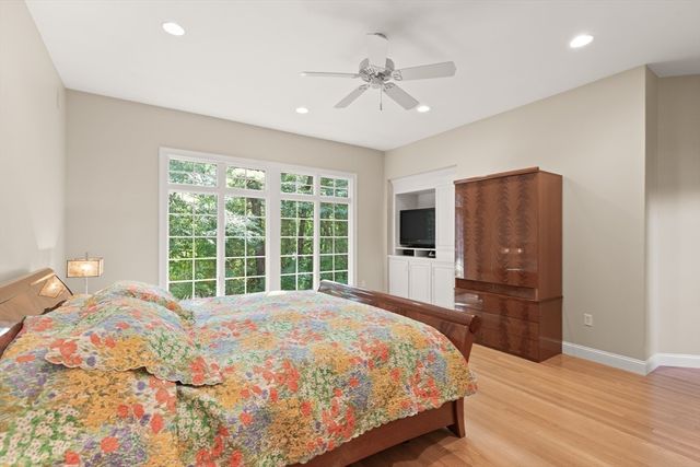 2 New Meadow Lane, Topsfield, MA 01983
