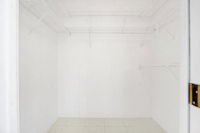 9933 N Belfort Circle 201, Tamarac, FL 33321