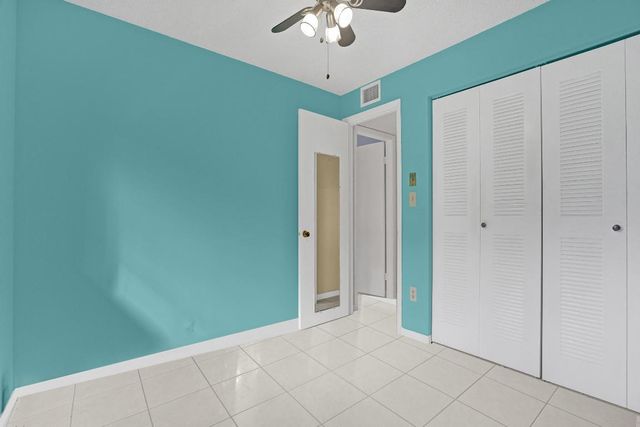 9933 N Belfort Circle 201, Tamarac, FL 33321