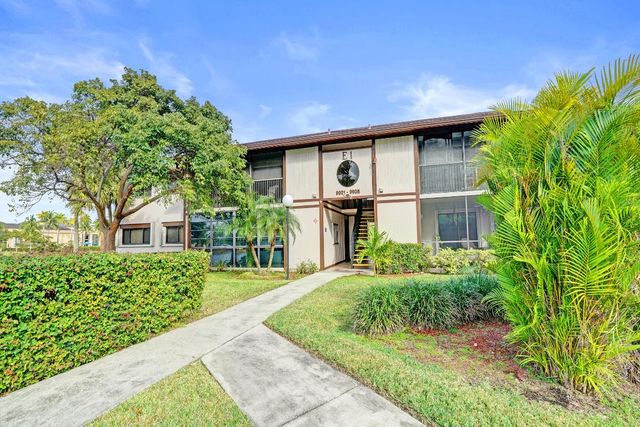 9933 N Belfort Circle 201, Tamarac, FL 33321