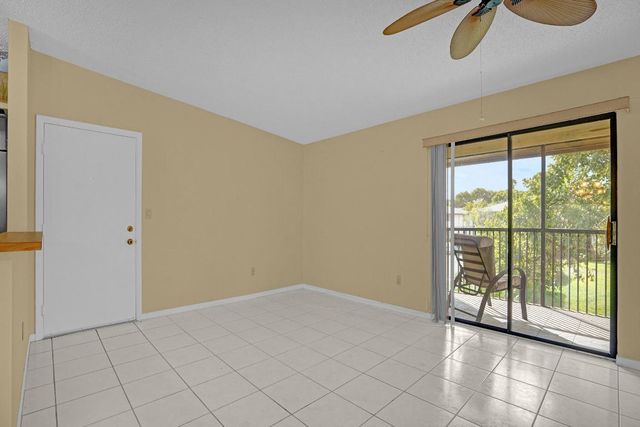 9933 N Belfort Circle 201, Tamarac, FL 33321