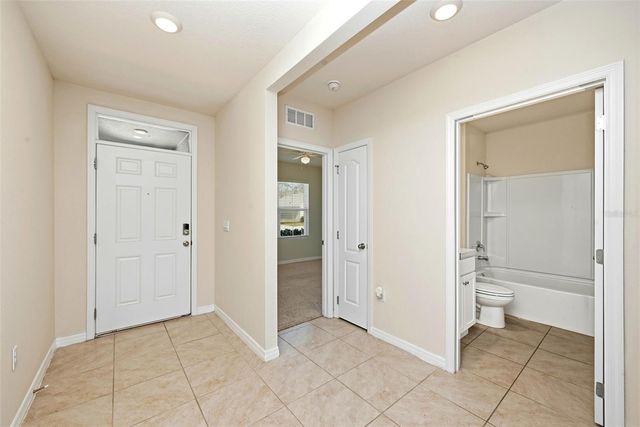 2725 DUMONT LANE, Tavares, FL 32778