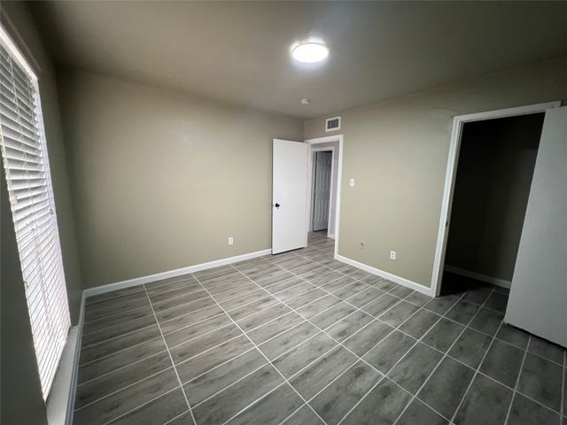 1911 Primrose Lane, Arlington, TX 76014