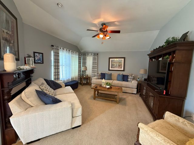 1202 Golden View Court, Arlington, TX 76001