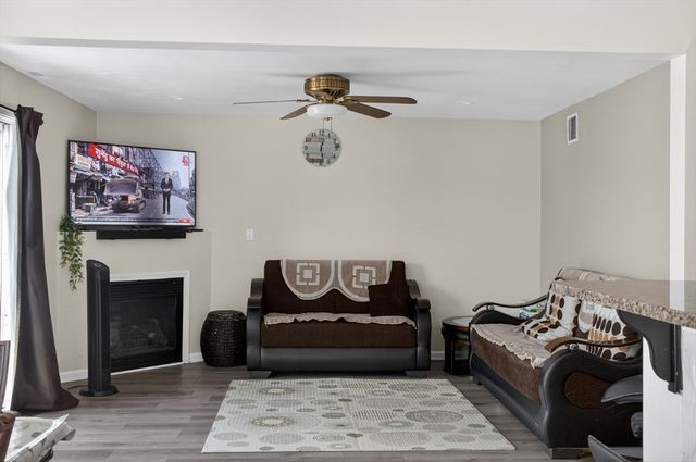 18 Frongillo Farm Rd, Worcester, MA 01604