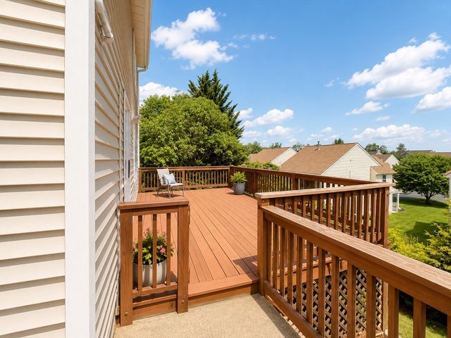 18 Frongillo Farm Rd, Worcester, MA 01604