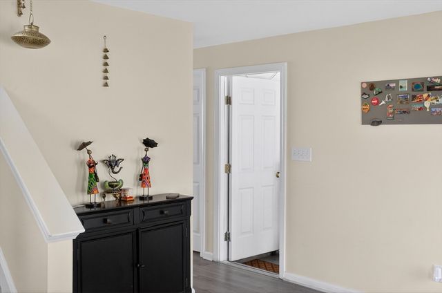18 Frongillo Farm Rd, Worcester, MA 01604