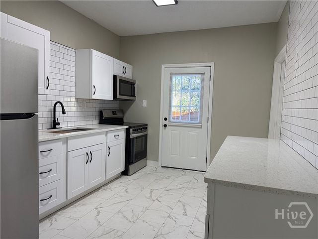 728 W 39th Street, Savannah, GA 31415