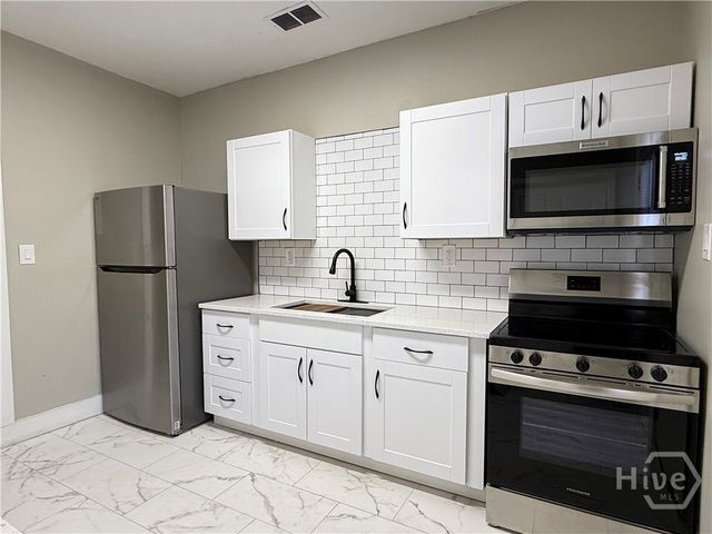 728 W 39th Street, Savannah, GA 31415