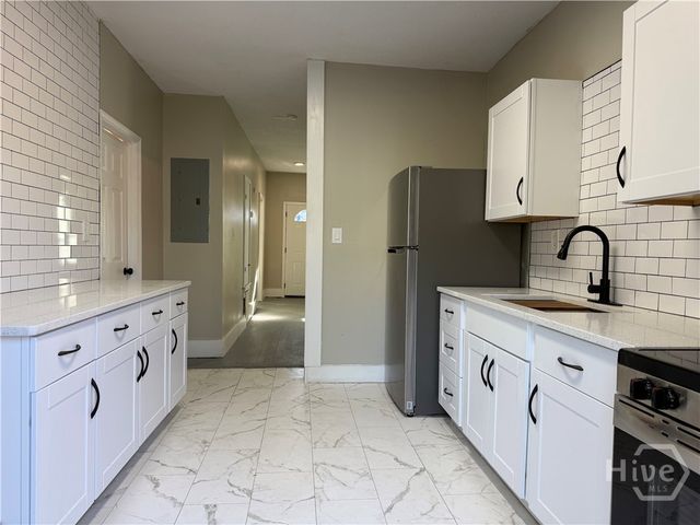 728 W 39th Street, Savannah, GA 31415