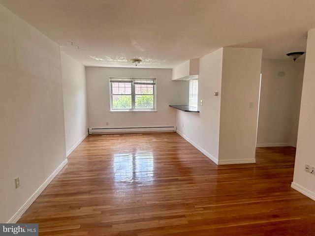 121-I THE ORCHARD, East Windsor, NJ 08512