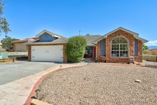 4904 ROCKCRESS Drive NW, Albuquerque, NM 87120