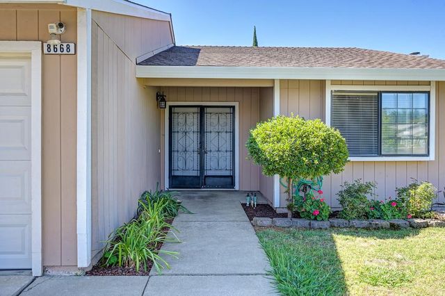 8668 Western Sun Way, Sacramento, CA 95828