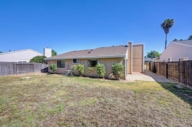 8668 Western Sun Way, Sacramento, CA 95828