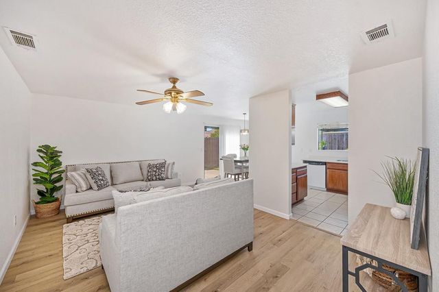 8668 Western Sun Way, Sacramento, CA 95828