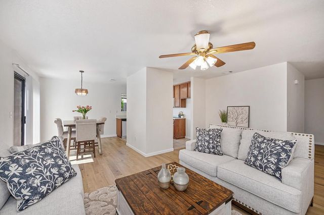 8668 Western Sun Way, Sacramento, CA 95828