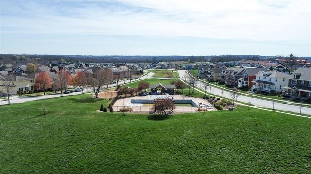 1201 SW Corinthian Lane, Lee's Summit, MO 64081