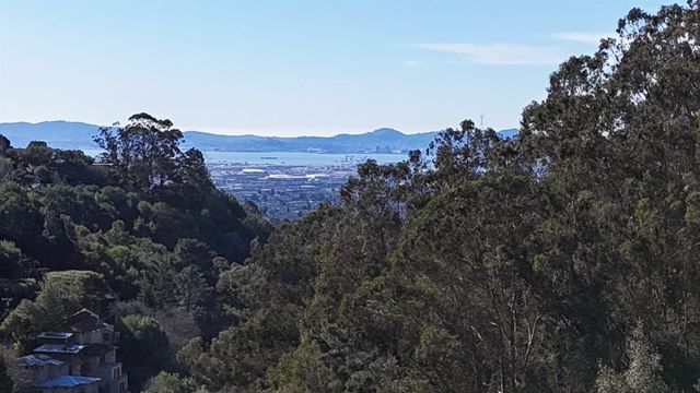 1488 Alvarado Rd., Berkeley, CA 94705