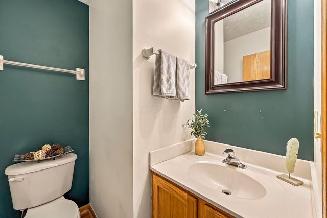 1143 Insco Loop, Blacklick, OH 43004