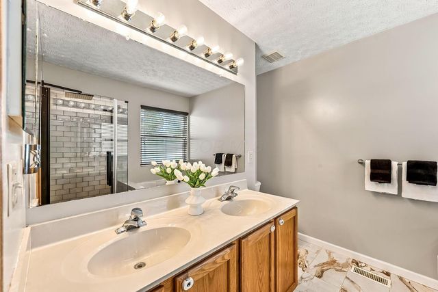1143 Insco Loop, Blacklick, OH 43004