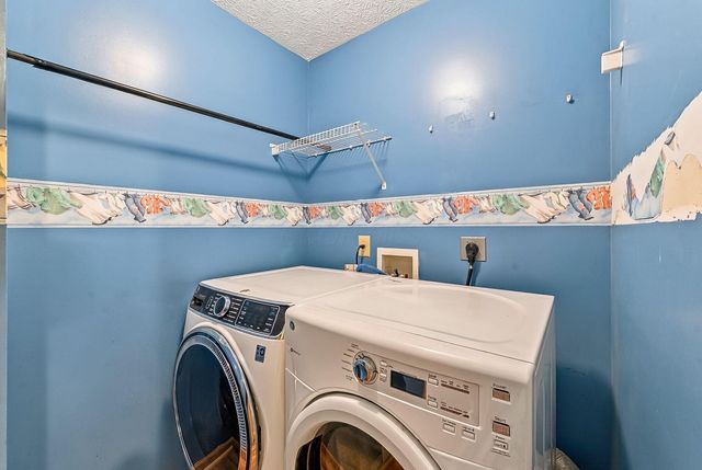 1143 Insco Loop, Blacklick, OH 43004