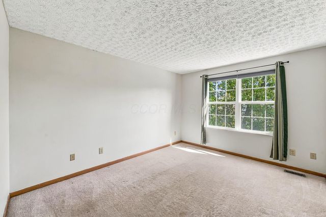 1143 Insco Loop, Blacklick, OH 43004