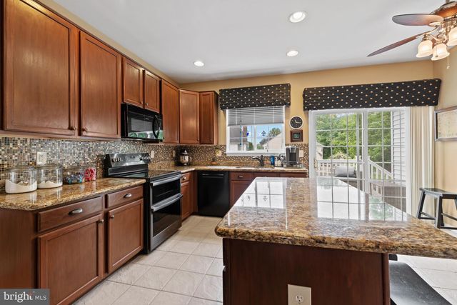 2129 RED LEAF CT, Gambrills, MD 21054