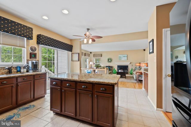 2129 RED LEAF CT, Gambrills, MD 21054