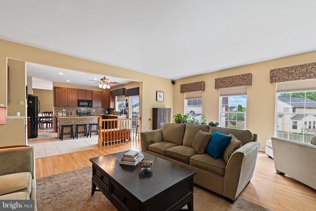 2129 RED LEAF CT, Gambrills, MD 21054