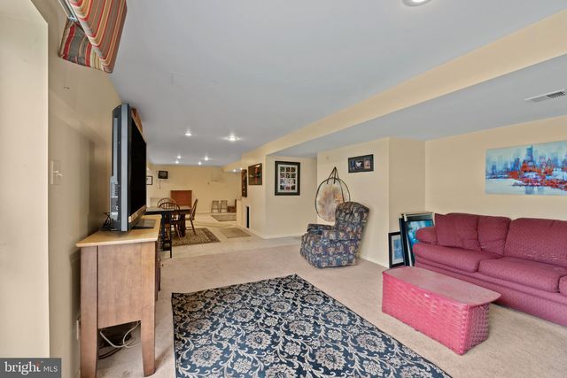 2129 RED LEAF CT, Gambrills, MD 21054