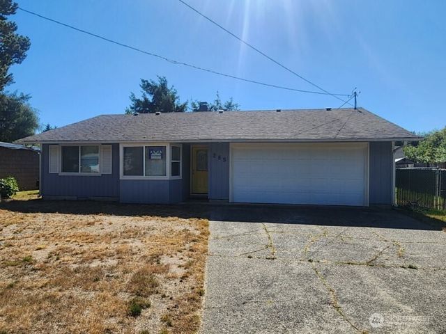 285 Mast Avenue NW, Ocean Shores, WA 98569