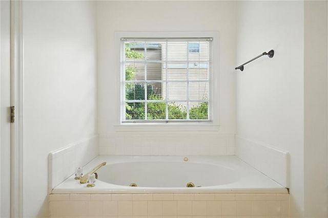 1377 Downington NW Lane, Acworth, GA 30101