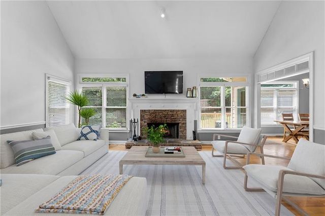 1377 Downington NW Lane, Acworth, GA 30101