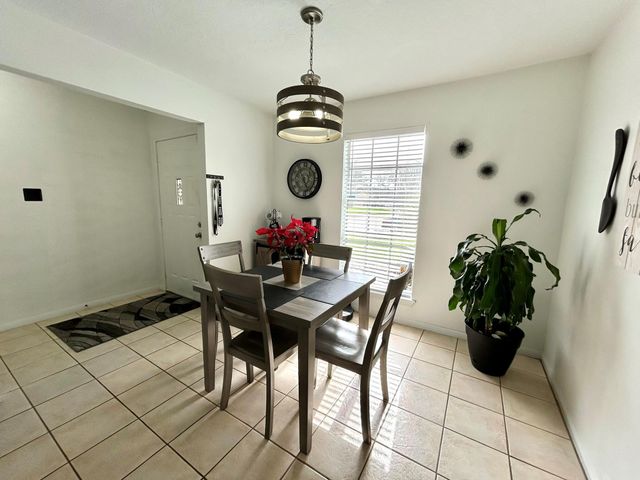 249 Corkwood, Lake Jackson, TX 77566