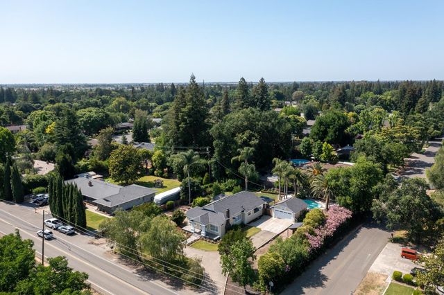 5119 E Foppiano Ln, Stockton, CA 95212