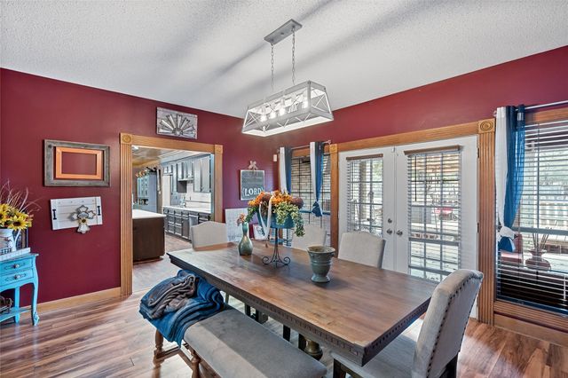 1314 N Tammye Lane, Madisonville, TX 77864