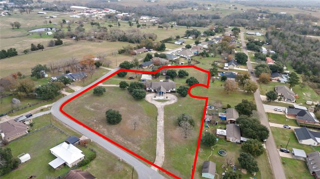 1314 N Tammye Lane, Madisonville, TX 77864