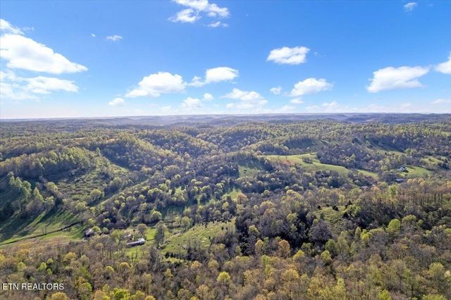 1624 Bartlett Hollow Rd, Petersburg, TN 37144