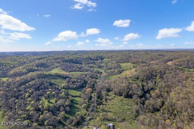 1624 Bartlett Hollow Rd, Petersburg, TN 37144