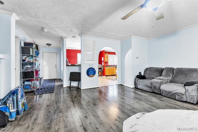 15 Spring Valley Road, Valley Grande, AL 36701