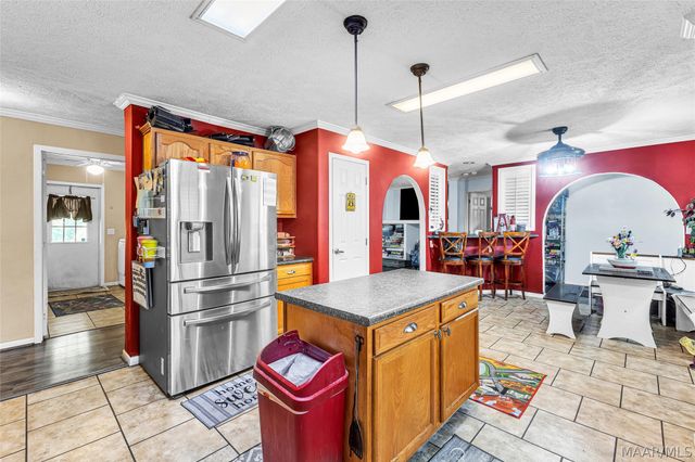 15 Spring Valley Road, Valley Grande, AL 36701