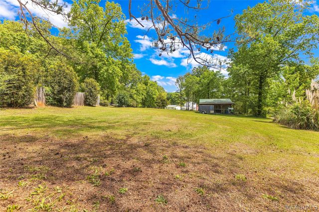 15 Spring Valley Road, Valley Grande, AL 36701