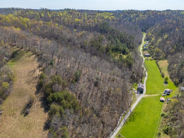 421 Stinson Branch Road, West Liberty, KY 41472