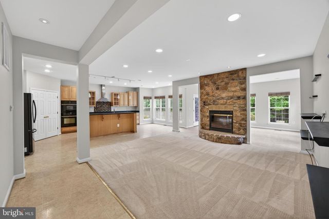 2910 MERCHANT CT, Waldorf, MD 20603