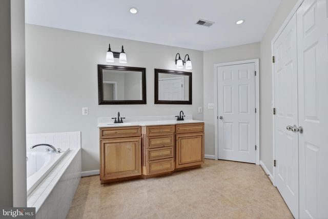 2910 MERCHANT CT, Waldorf, MD 20603