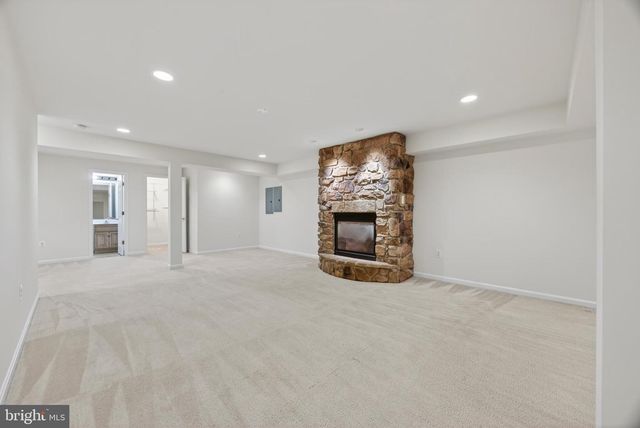 2910 MERCHANT CT, Waldorf, MD 20603