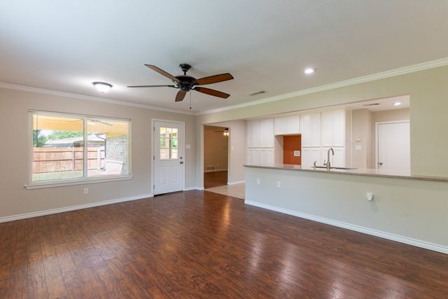 4501 Mink Drive, Haltom City, TX 76117