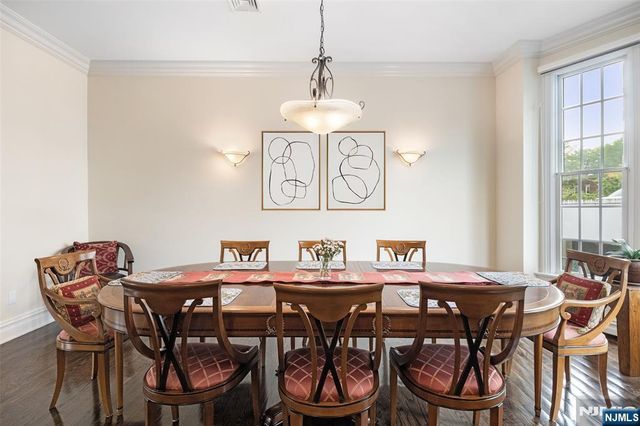 1602 Center Avenue B, Fort Lee, NJ 07024